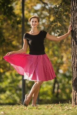 Růžová kolová sukně Adel s puntíky - 2